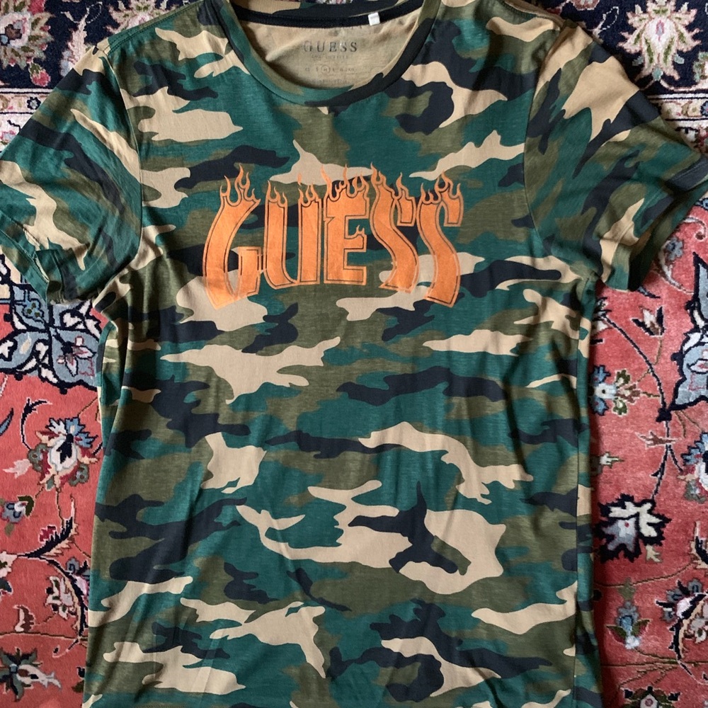 Guess Camo Fire Tee